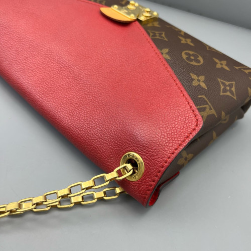 Louis Vuitton Pallas Chain Monogram Brown