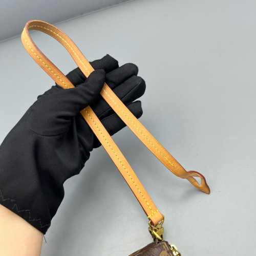 Louis Vuitton Pochette Accessories Monogram Brown