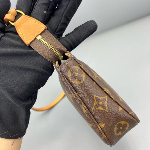 Louis Vuitton Pochette Accessories Monogram Brown