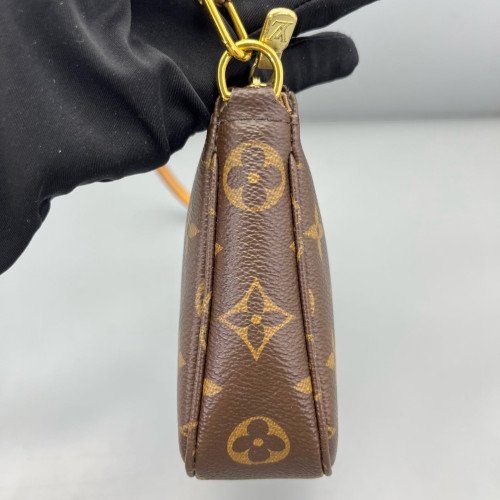 Louis Vuitton Pochette Accessories Monogram Brown