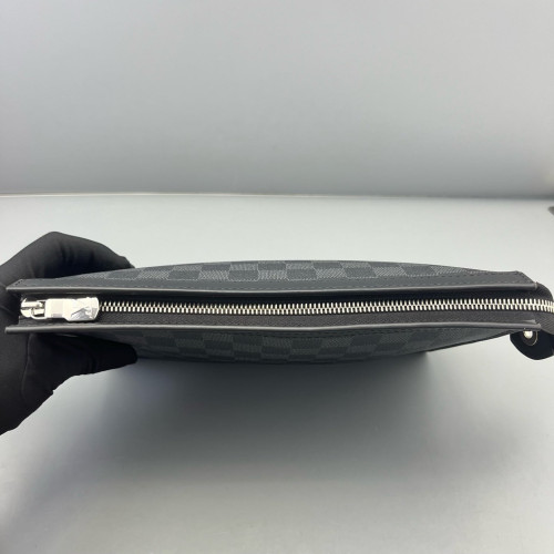 Louis Vuitton Toiletry Pouch 26 Damier Graphite Black Grey Louis Vuitton Toiletry Pouch 26 Damier Graphite Black Grey