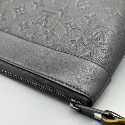 Louis Vuitton Clutch Monogram Shadow Black