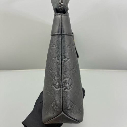 Louis Vuitton Clutch Monogram Shadow Black
