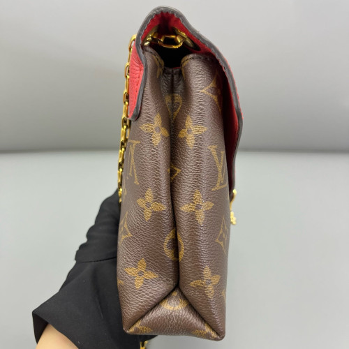 Louis Vuitton Pallas Chain Monogram Brown