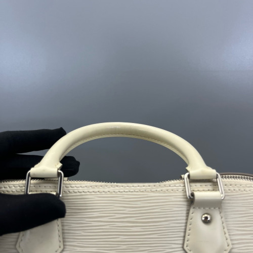 Louis Vuitton Alma GM Epi White