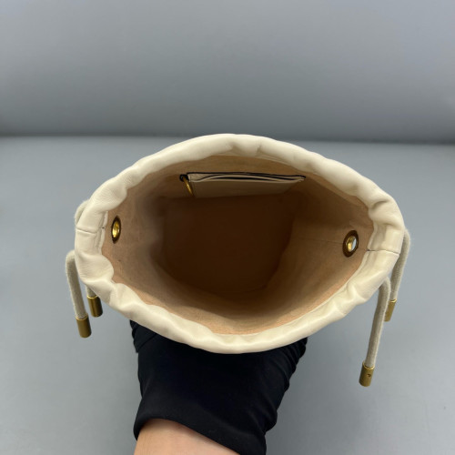 Gucci Matelasse Mini GG Marmont Bucket Bag Calfskin White Gold