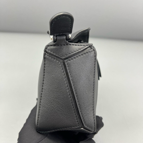 Loewe Mini Puzzle Calfskin Black
