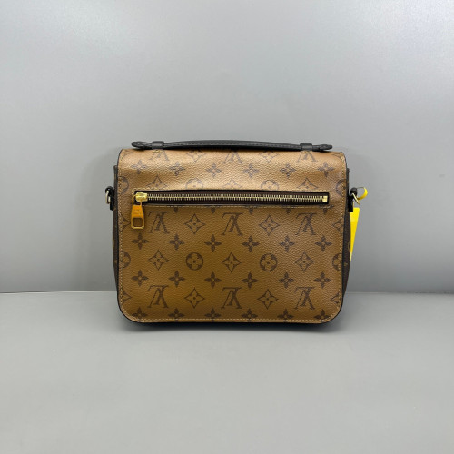 Louis Vuitton Pochette Metis Reverse Monogram Brown Louis Vuitton Pochette Metis Reverse Monogram Brown