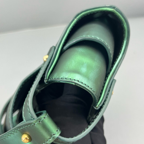 Fendi Shoulder Bag Calfskin Green