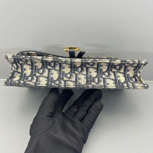 Dior Medium Saddle Chain Pouch Oblique Navy Beige Black Dior Medium Saddle Chain Pouch Oblique Navy Beige Black