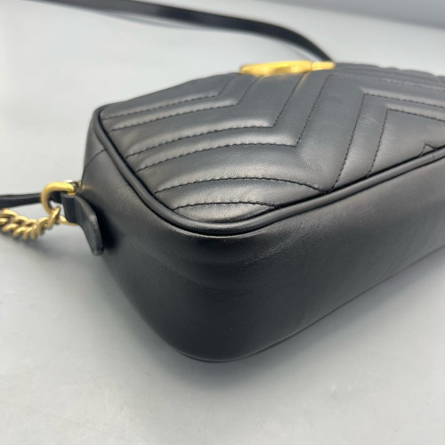 Gucci Matelasse Small GG Marmont Chain Shoulder Bag Calfskin Black Gucci Matelasse Small GG Marmont Chain Shoulder Bag Calfskin Black