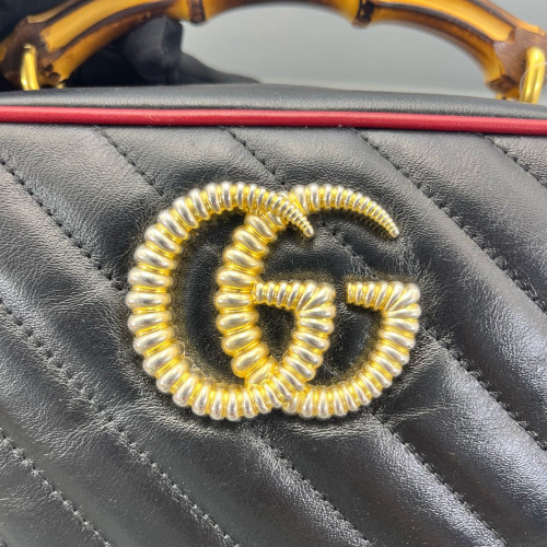 Gucci Bamboo Matelasse Camera Case Calfskin Black Gucci Bamboo Matelasse Camera Case Calfskin Black