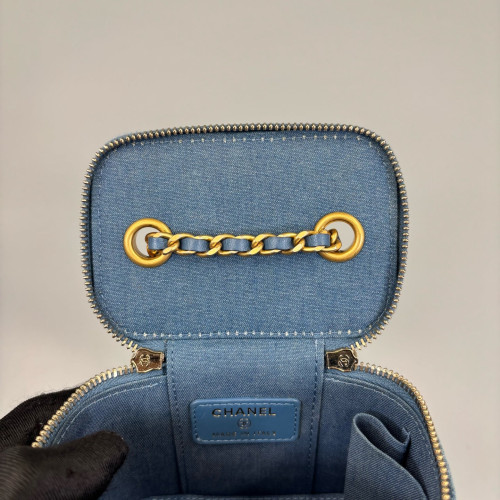 Chanel Quilted Pearl Crush Mini Vanity Case Denim Blue
