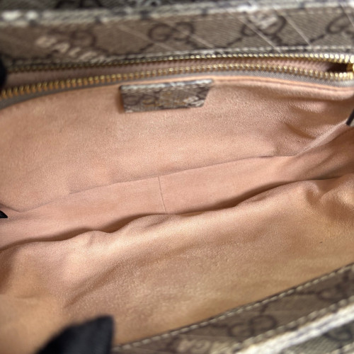 Gucci Medium Horsebit 1955 GG Supreme Monogram Black Gucci Medium Horsebit 1955 GG Supreme Monogram Black