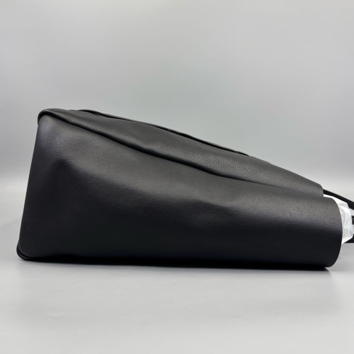 Balenciaga Tote Bag Calfskin Black