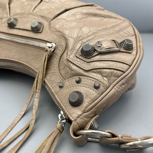 Balenciaga Le Cagole Small Arena Lambskin Natural Tan Balenciaga Le Cagole Small Arena Lambskin Natural Tan