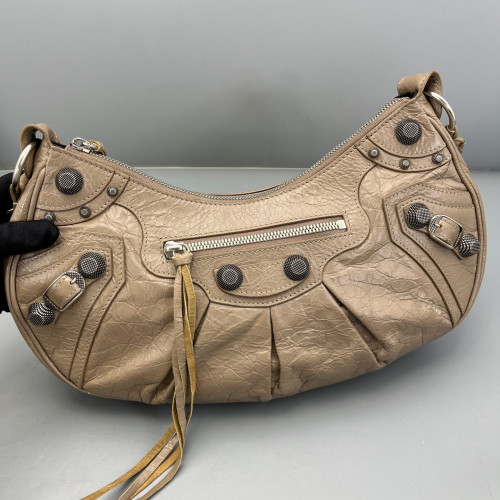 Balenciaga Le Cagole Small Arena Lambskin Natural Tan Balenciaga Le Cagole Small Arena Lambskin Natural Tan