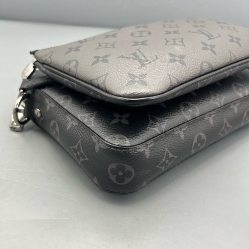 Louis Vuitton Trio Messenger Bag Monogram Eclipse Reverse Monogram Giant Black Grey
