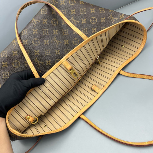 Louis Vuitton Neverfull MM Monogram Brown