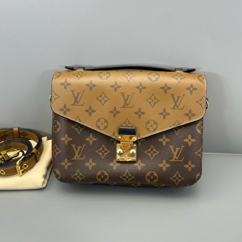 Louis Vuitton Pochette Metis Monogram Brown Tan