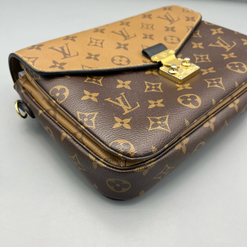Louis Vuitton Pochette Metis Monogram Brown Tan