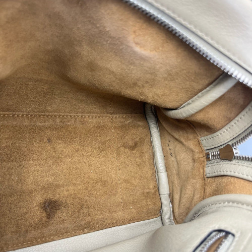 Loewe Amazona 23 Calfskin Beige