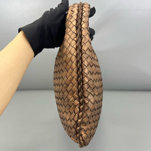 Bottega Veneta Medium Veneta Hobo Lambskin Intrecciato Nappa Brown
