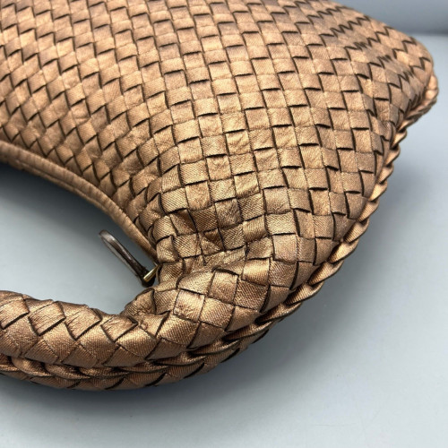 Bottega Veneta Medium Veneta Hobo Lambskin Intrecciato Nappa Brown