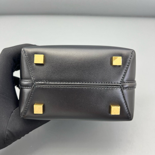 Yves Saint Laurent LE 37 Mini Bucket Bag Calfskin Black