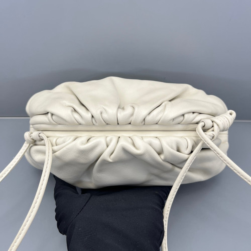 Bottega Veneta The Mini Pouch Lambskin Nappa White