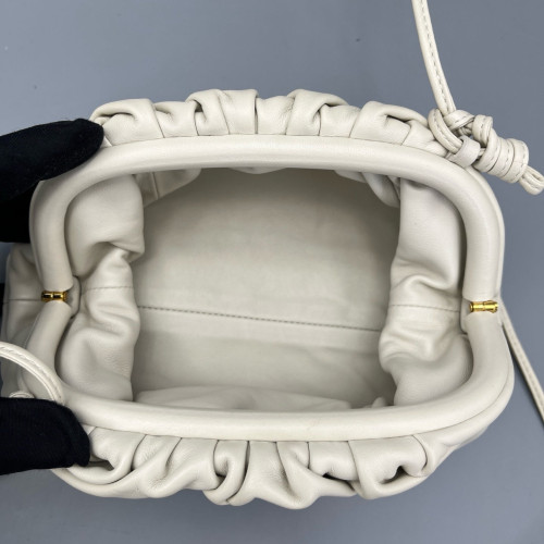 Bottega Veneta The Mini Pouch Lambskin Nappa White