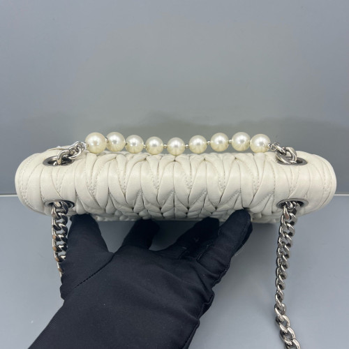 Miu Miu Wallet On Chain WOC Crumpled Lambskin White