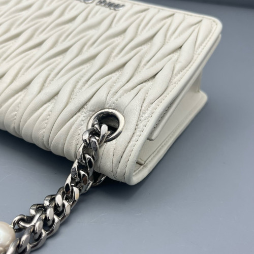 Miu Miu Wallet On Chain WOC Crumpled Lambskin White