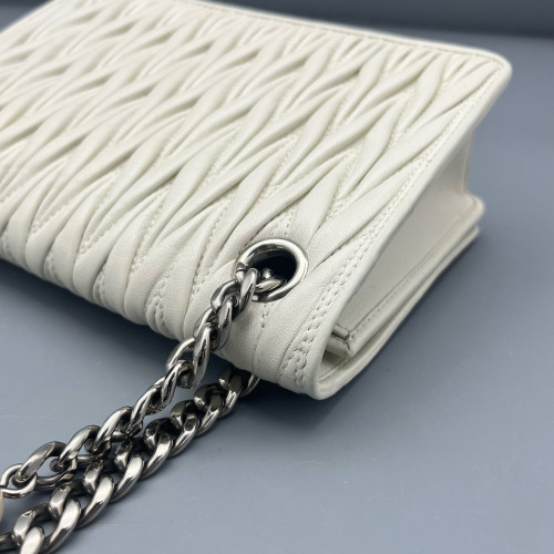 Miu Miu Wallet On Chain WOC Crumpled Lambskin White