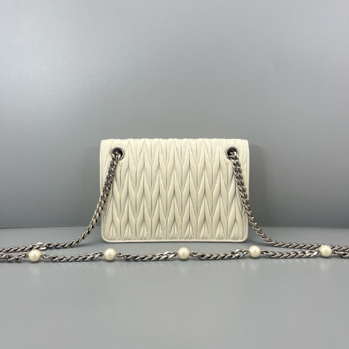 Miu Miu Wallet On Chain WOC Crumpled Lambskin White