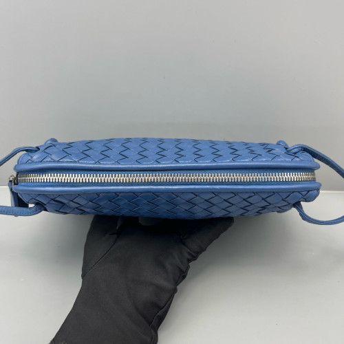 Bottega Veneta Nodini Crossbody Messenger Lambskin Intrecciato Nappa Blue Bottega Veneta Nodini Crossbody Messenger Lambskin Intrecciato Nappa Blue