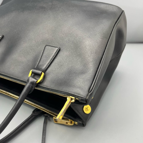 Prada Large Galleria Double Zip Tote Saffiano Calfskin Black