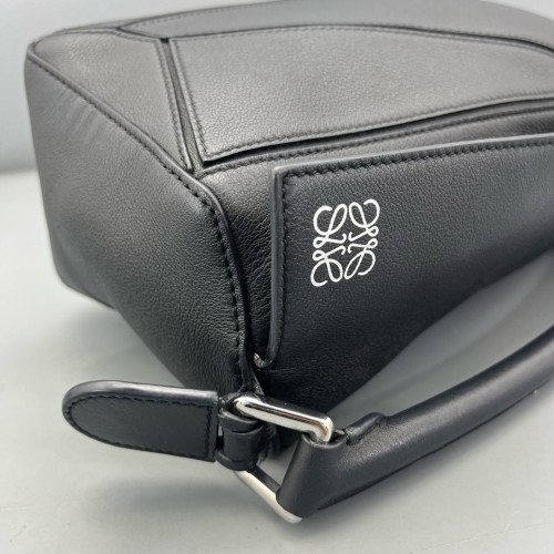 Loewe Small Puzzle Calfskin Black