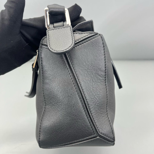 Loewe Small Puzzle Calfskin Black
