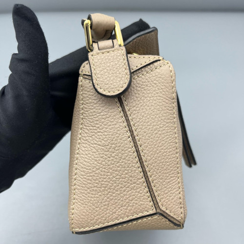 Loewe Mini Puzzle Grained Calfskin Beige Sahara Loewe Mini Puzzle Grained Calfskin Beige Sahara