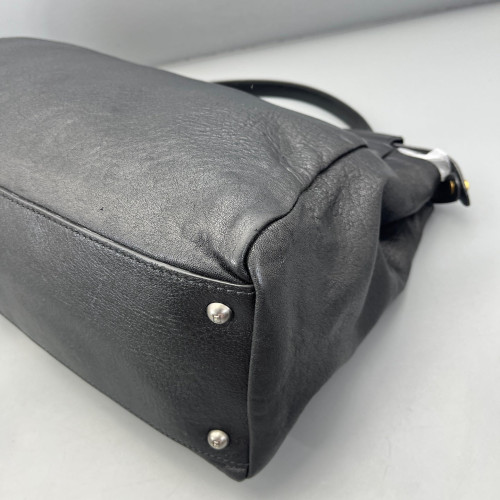 Fendi Peekaboo Iconic Large Calfskin Black