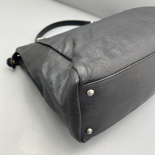 Fendi Peekaboo Iconic Large Calfskin Black