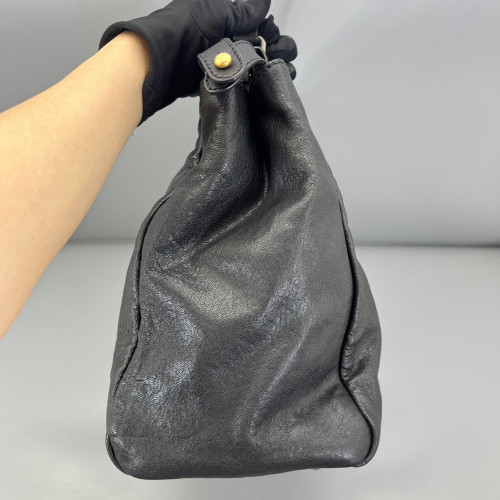 Fendi Peekaboo Iconic Large Calfskin Black