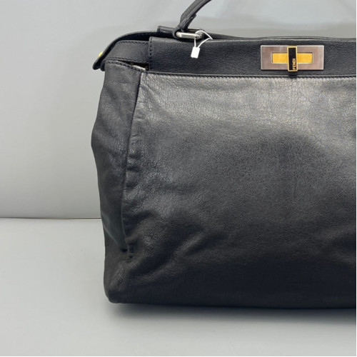 Fendi Peekaboo Iconic Large Calfskin Black