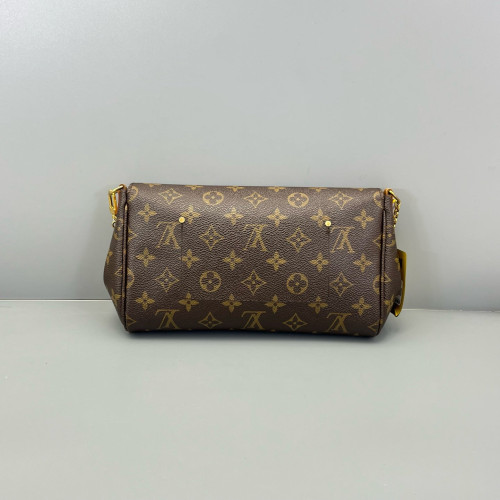 Louis Vuitton Favorite MM Monogram Brown