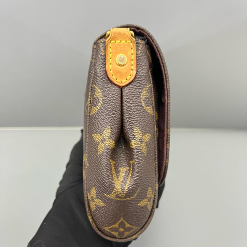 Louis Vuitton Favorite MM Monogram Brown