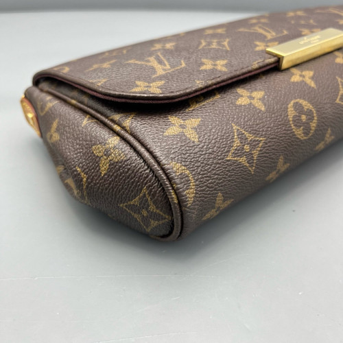 Louis Vuitton Favorite MM Monogram Brown