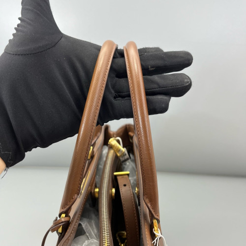 Prada Medium Galleria Double Zip Tote Saffiano Calfskin Brown Prada Medium Galleria Double Zip Tote Saffiano Calfskin Brown