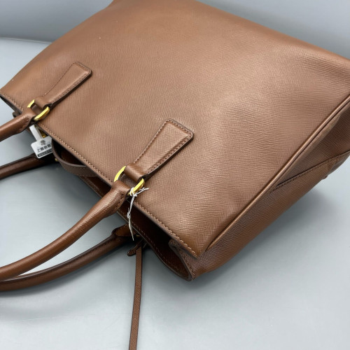 Prada Medium Galleria Double Zip Tote Saffiano Calfskin Brown Prada Medium Galleria Double Zip Tote Saffiano Calfskin Brown