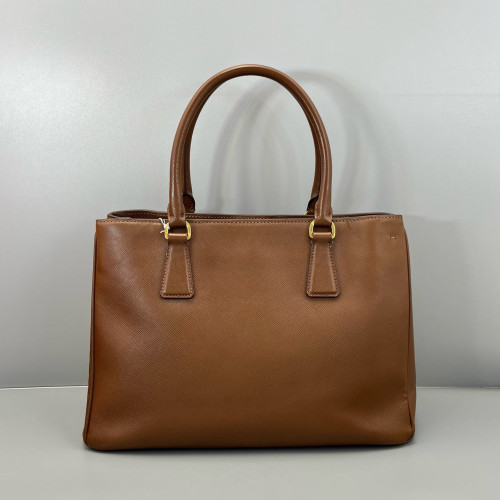 Prada Medium Galleria Double Zip Tote Saffiano Calfskin Brown Prada Medium Galleria Double Zip Tote Saffiano Calfskin Brown